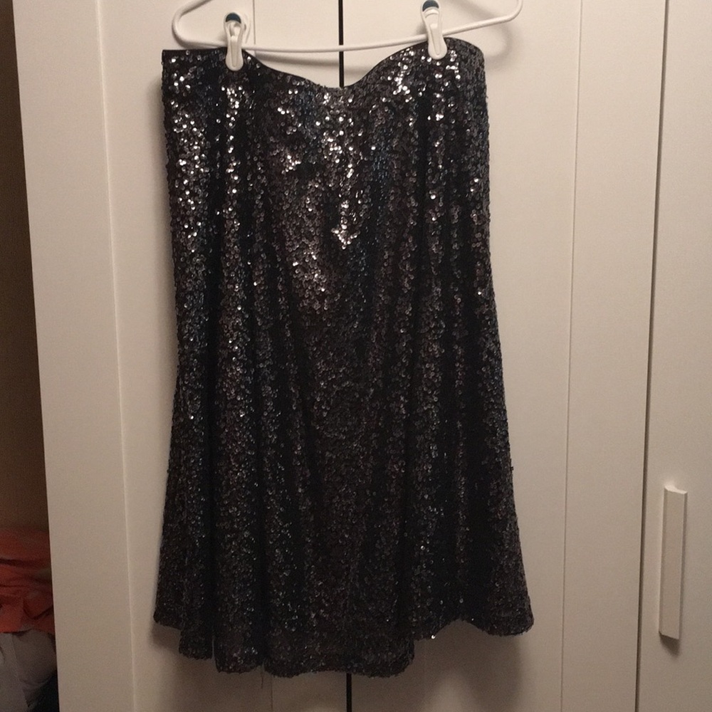GLAM sequin skirt